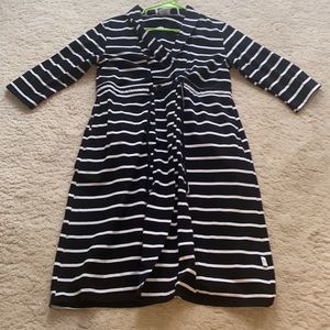 Gownies robe with inside pockets.